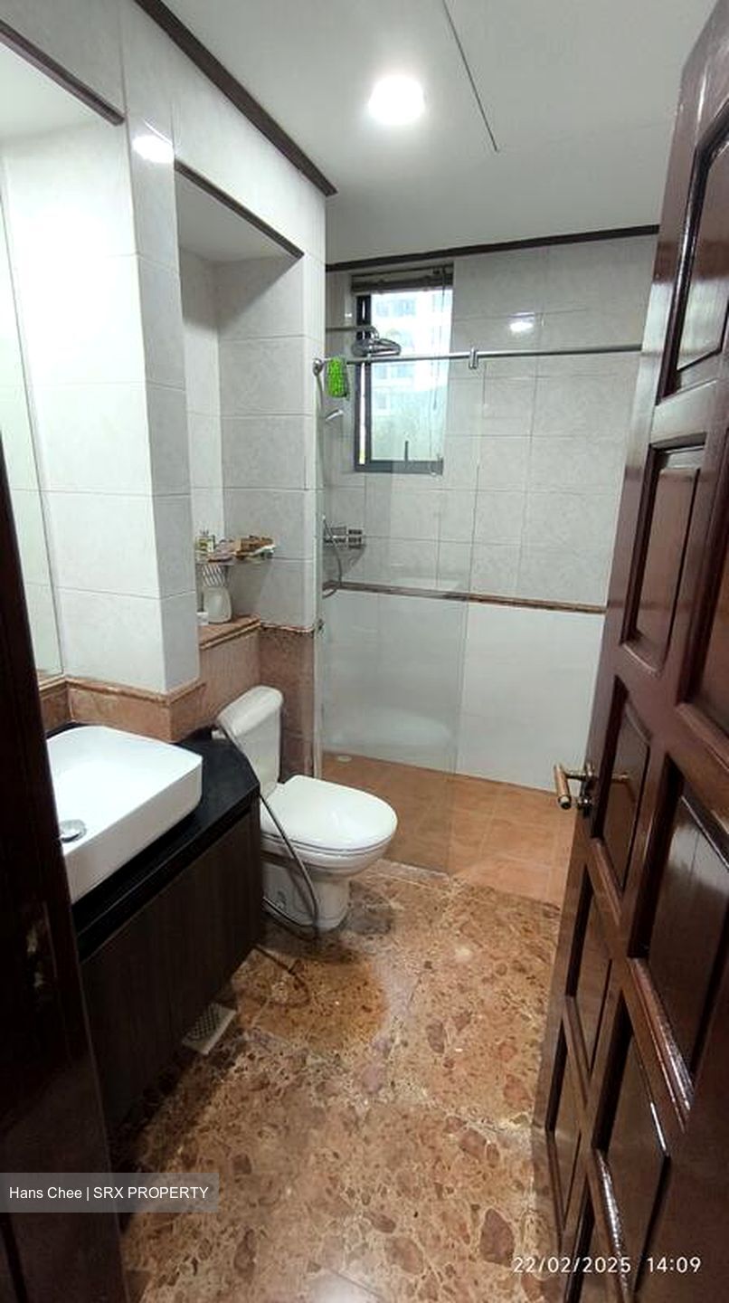 Pebble Bay (D15), Condominium #483530581